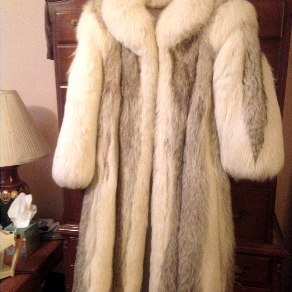 Coyote and Fox Fur coat vintage 1992